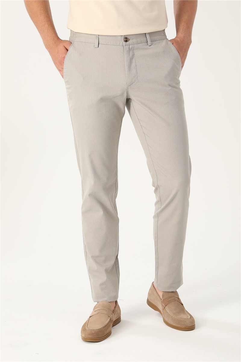 Męskie spodnie Comfort Fit — jasnoszare #357745