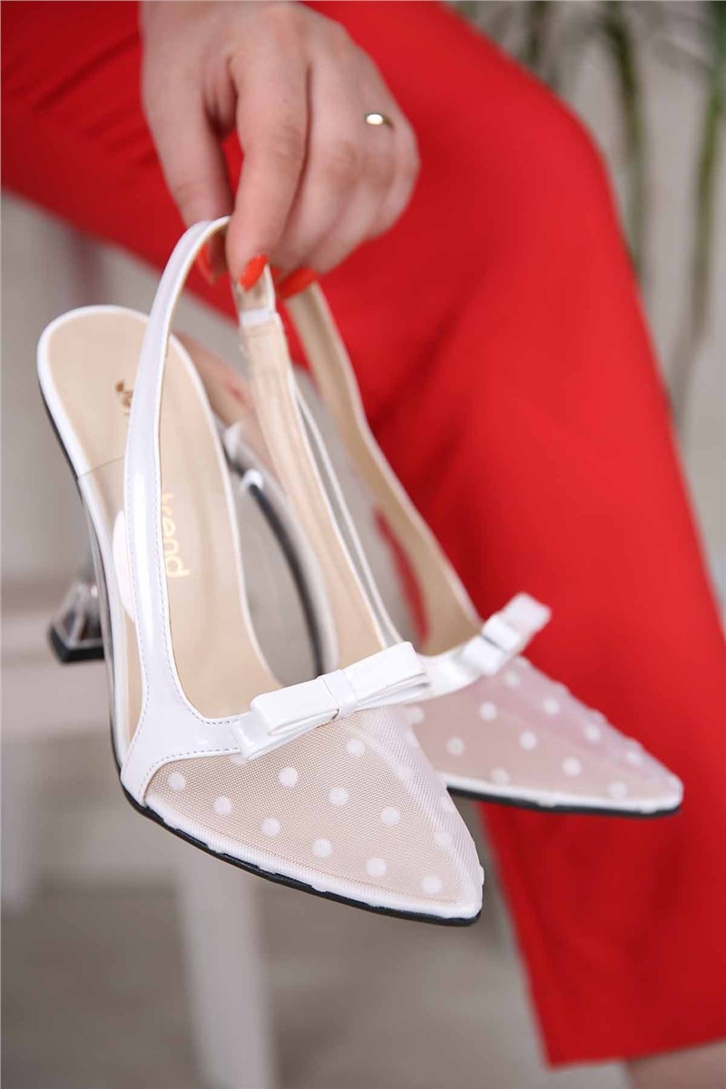 Damskie buty na obcasie - białe 300718