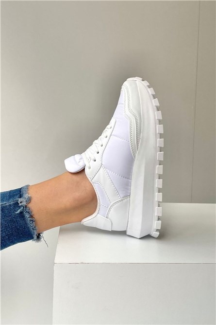 Дамски спортни обувки - Бели #324906