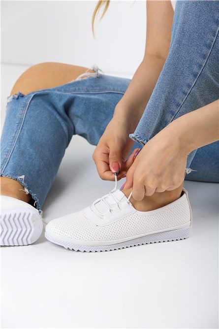 Дамски ежедневни обувки 7002 - Бели #360461