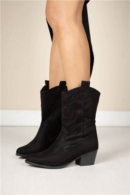 Women's Suede Boots - Black #404253