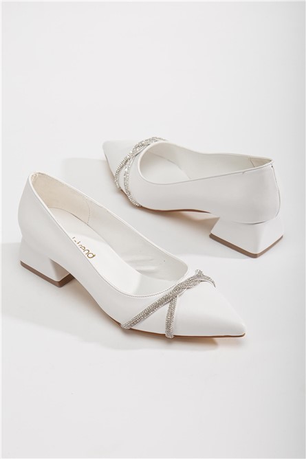Women's shoes with decorative stones - White #365897