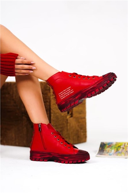 Women's Lace Up Sports Shoes - Red #366598