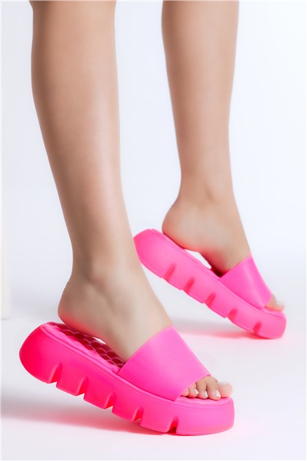 Women's Thick Sole Slippers - Hot Pink #400848