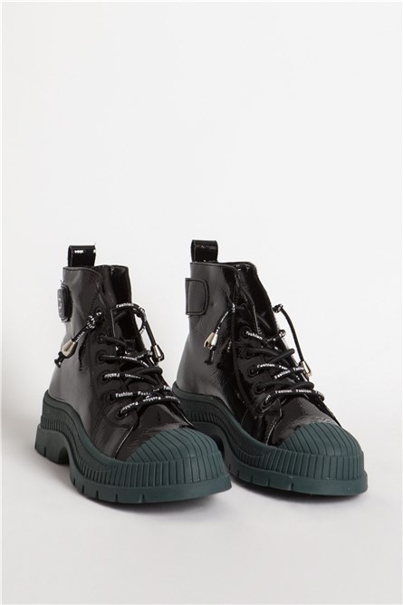 GUJA Women's Patent Leather Boots 348 - Black with Green #361596