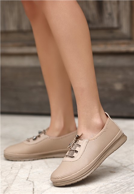 Дамски балерини с връзки - Светлобежови #371018