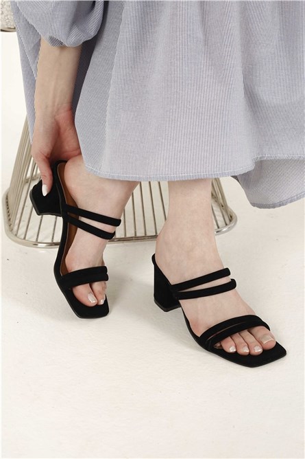 Women's heeled slippers - Black #327885