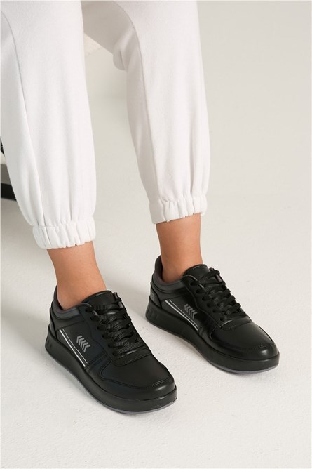 Women's Trainers - Black #320402