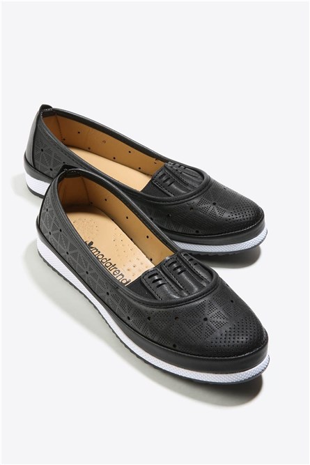 Women's casual shoes - Black #333776