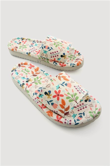 Women's beach slippers - Multicolor #331058
