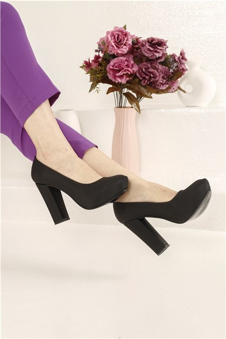 Women's high heel shoes - Black #327412