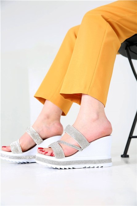 Women's slippers with full sole - Gray-White #328015