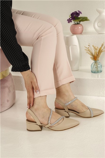 Women's casual shoes - Light beige #327421