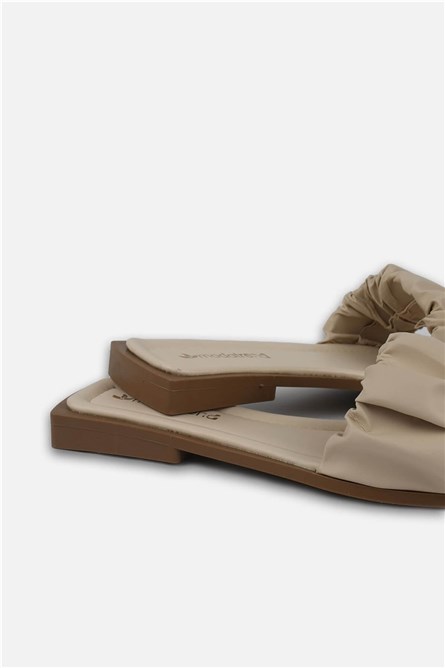 Women's slippers - Cream #329412