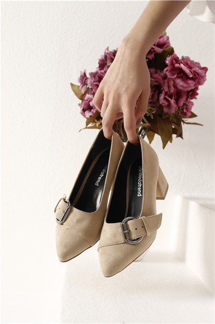 Women's elegant suede shoes - Beige #324012