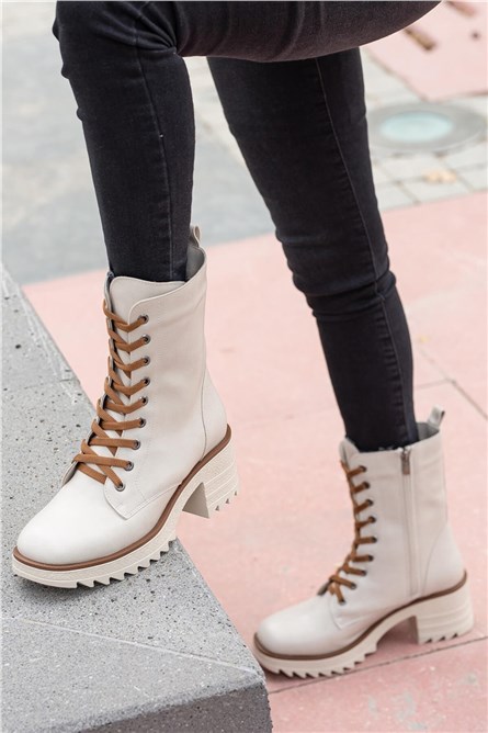 Women's Slip-On Lace Up Boots - Beige #363000