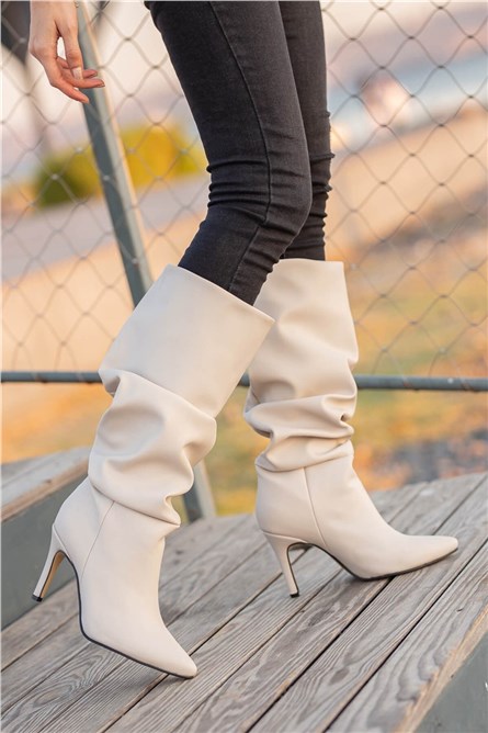 Women's Slim Heel Boots - Beige #361986