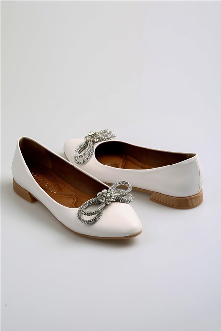 Women's ballet flats with decorative ribbon - White #369525