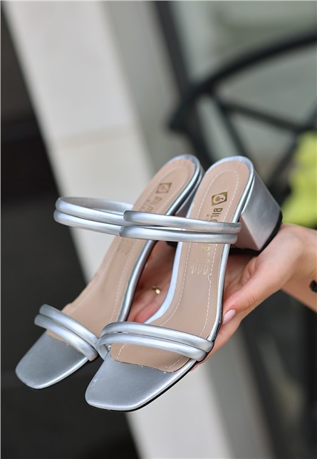 Women's Heeled Slippers - Gray #371978