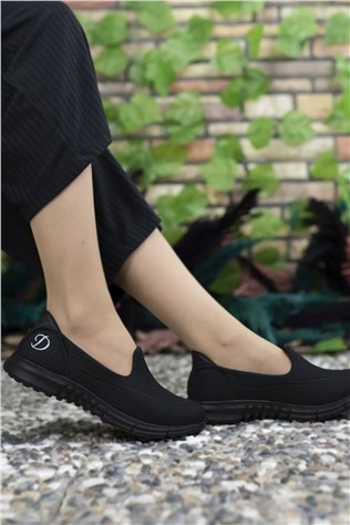 Women's sports shoes 0012801 - Black # 325559