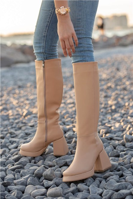 Women's Wide Heel Zip Up Boots - Beige #362004