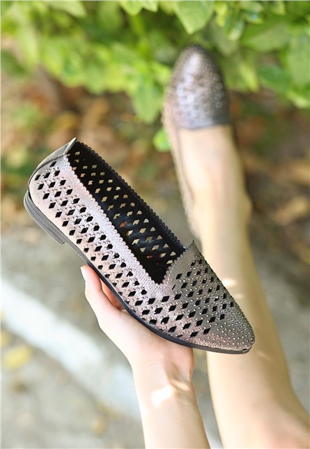 Women's Ballet Flats with Decorative Beads - Platinum Color #366595