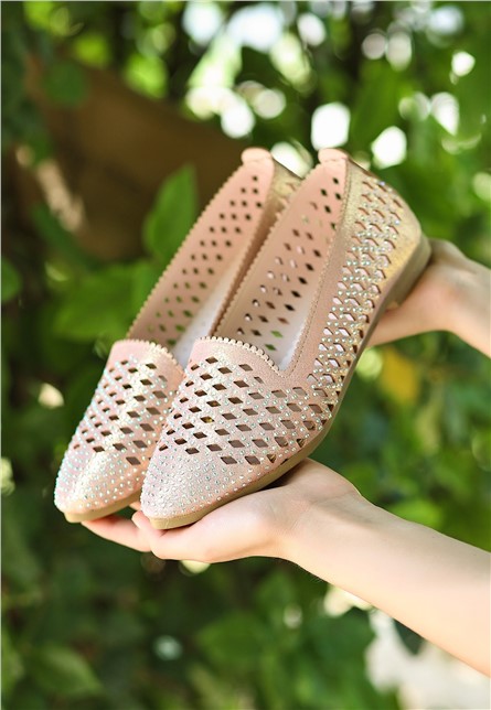 Women's ballet flats with decorative beads - Powder Color #366456